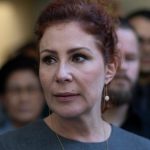 A fuga de Carla Zambelli não vai durar muito
